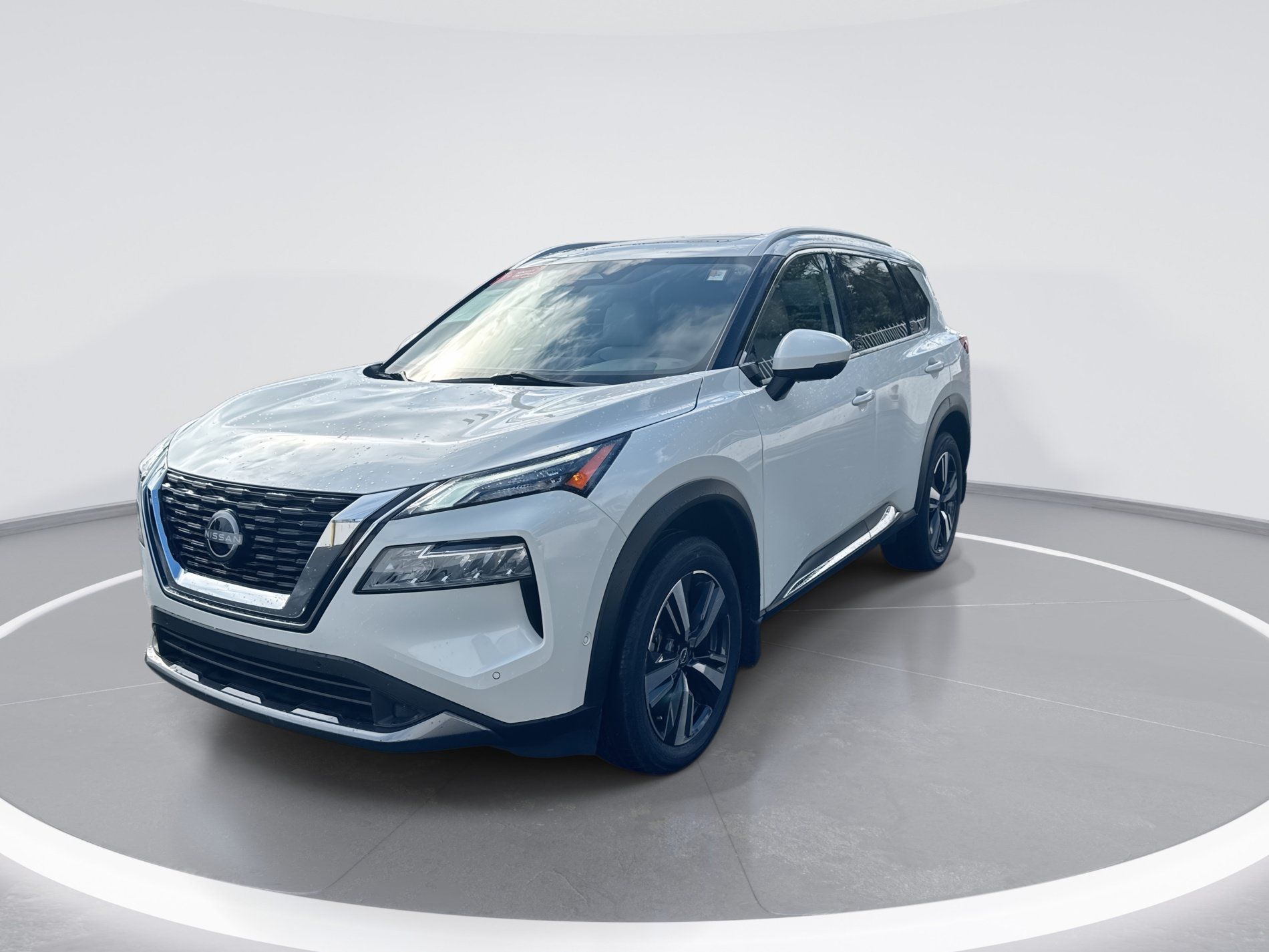 Certified 2023 Nissan Rogue SL w/ SL Premium Package FWD image 8