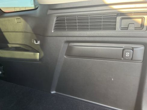 Certified 2025 MAZDA CX-70 3.3 Turbo w/ Preferred Package image 30