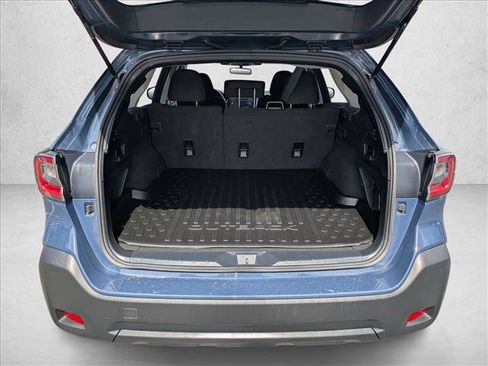 Used 2024 Subaru Outback AWD/4WD image 6