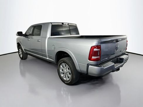 Used 2022 RAM 2500 Limited AWD/4WD image 5