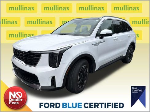 Used 2024 Kia Sorento S w/ Panoramic Sunroof Package FWD image 1
