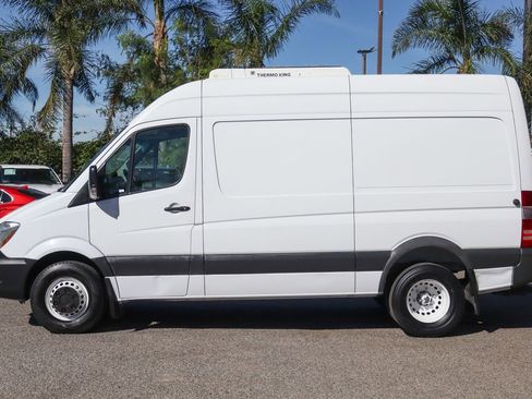 Used 2016 Freightliner Sprinter 3500 w/ High Idle Fixed Package RWD image 5