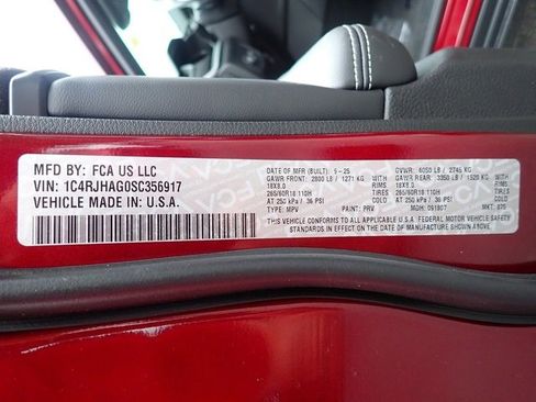 New 2025 Jeep Grand Cherokee Laredo X w/ MOPAR Finishing Package image 17