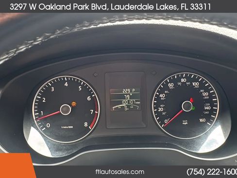 Used 2014 Volkswagen Jetta SEL FWD image 40
