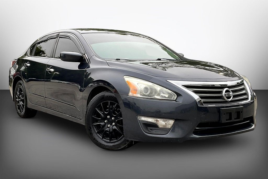 Used 2015 Nissan Altima 2.5 S w/ Power Driver Seat Package FWD image 3