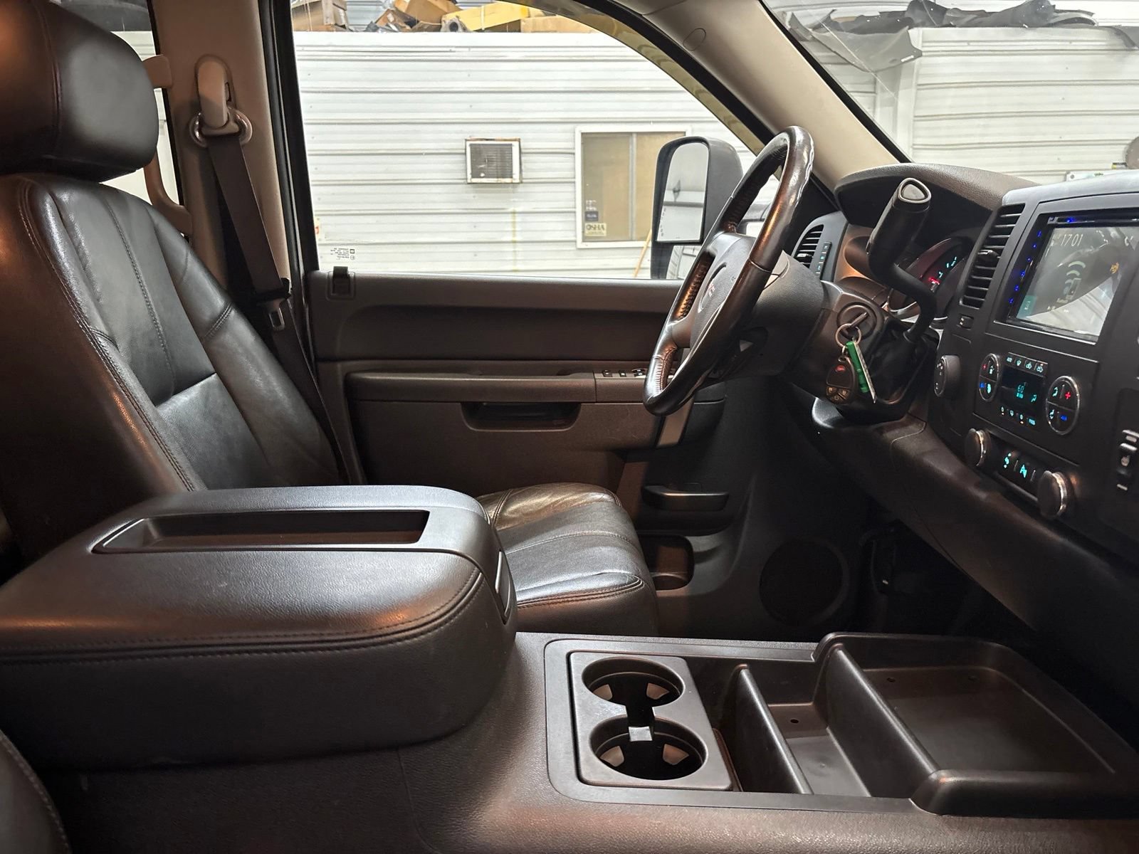 Used 2014 GMC Sierra 2500 SLE w/ SLE Preferred Package AWD/4WD image 27