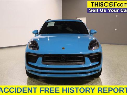 Used 2022 Porsche Macan AWD/4WD image 2