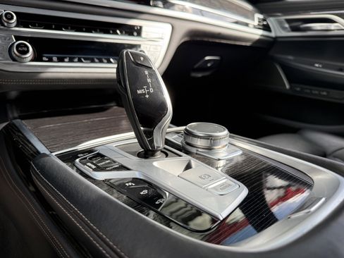 Used 2021 BMW 740i xDrive w/ M Sport Package image 18