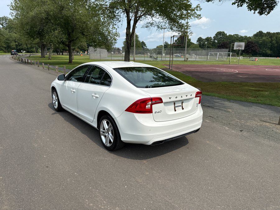 Used 2015 Volvo S60 T5 Premier AWD/4WD image 2
