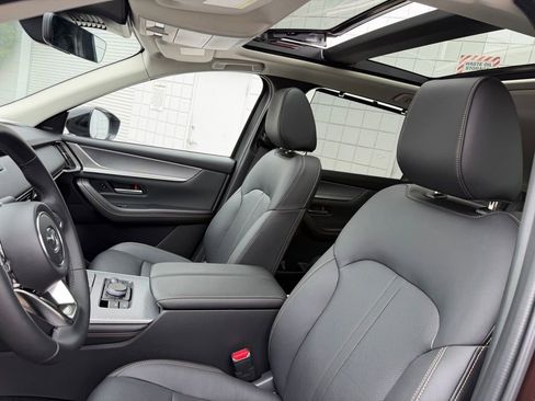 New 2026 MAZDA CX-90 Plug-In Hybrid w/Premium Sport AWD/4WD image 19