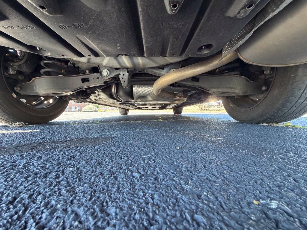 Used 2022 Toyota Corolla LE FWD image 31