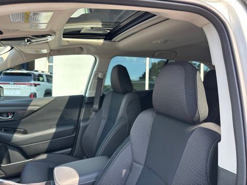 Certified 2025 Subaru Outback Premium AWD/4WD image 15