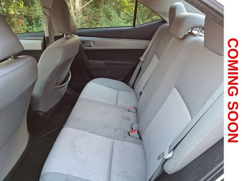 Used 2014 Toyota Corolla LE FWD image 9