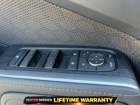 Used 2026 Lexus GX 550 w/ Cold Area Package AWD/4WD image 13