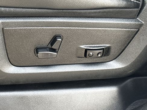 Used 2024 RAM 2500 Laramie image 28