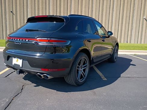 Certified 2020 Porsche Macan S AWD/4WD image 12