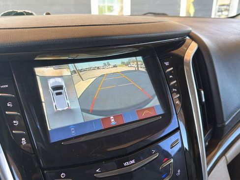 Used 2018 Cadillac Escalade Luxury w/ LPO, Radiant Package RWD image 29