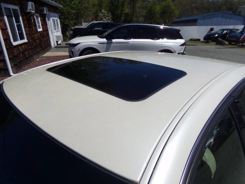 Used 2007 Buick Lucerne CXL FWD image 15
