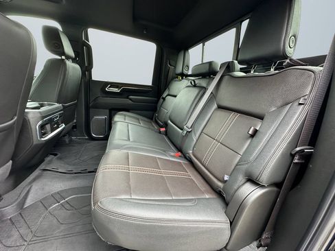 Used 2024 Chevrolet Silverado 2500 High Country AWD/4WD image 13