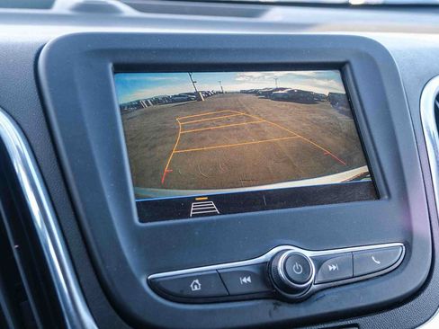 Used 2019 Chevrolet Equinox LS FWD image 26