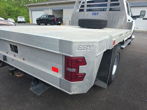 Used 2022 RAM 3500 Tradesman w/ Chrome Appearance Group AWD/4WD image 8