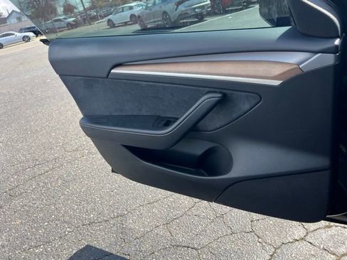 Used 2023 Tesla Model 3 Standard Range RWD image 19