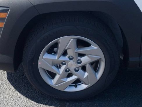 New 2026 Hyundai Kona SE FWD image 11