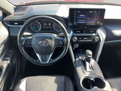 Certified 2021 Toyota Venza XLE w/ Softex Package image 13