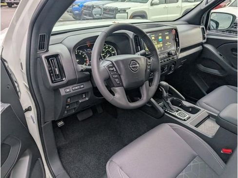 New 2026 Nissan Frontier SV w/ SV Convenience Package AWD/4WD image 11