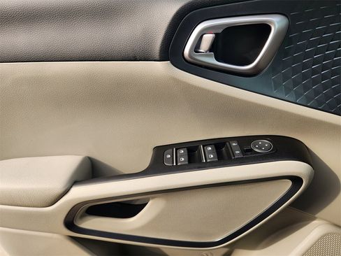 New 2025 Kia Soul EX image 16