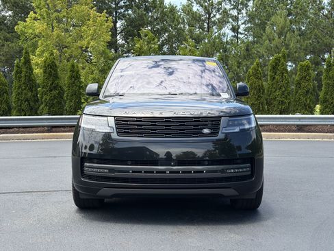 Used 2023 Land Rover Range Rover Long Wheelbase First Edition AWD/4WD image 13