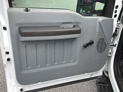 Used 2015 Ford F350 XL RWD image 16