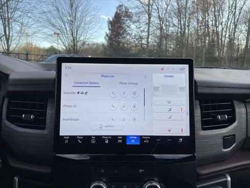 Used 2024 Ford Expedition Limited image 27