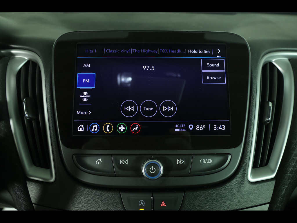 Used 2024 Chevrolet Malibu LT FWD image 9