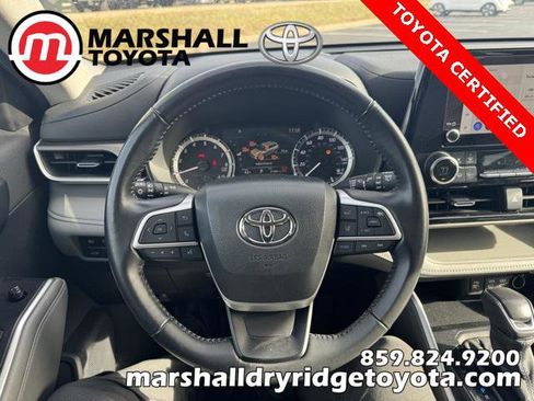 Certified 2024 Toyota Highlander LE image 21
