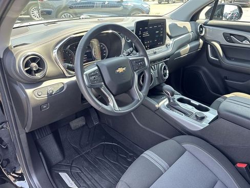 Certified 2024 Chevrolet Blazer LT w/ Convenience Package FWD image 10