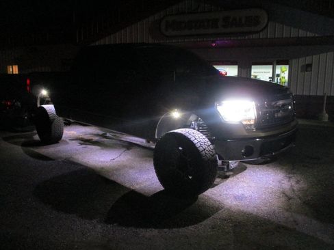 Used 2013 Ford F150 XLT w/ Luxury Equipment Group image 2