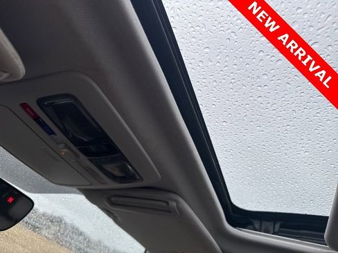 Used 2017 Subaru Forester 2.5i Premium w/ All-Weather Package image 10