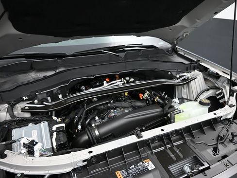 New 2026 Ford Explorer ST-Line w/ ST-Line Street Pack AWD/4WD image 3