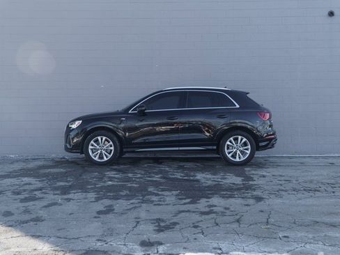 Used 2021 Audi Q3 2.0T Premium Plus image 2