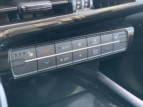 Used 2022 Toyota Mirai XLE w/ Advanced Technology Package image 17