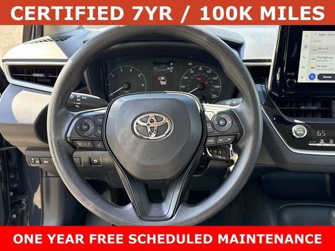 Used 2025 Toyota Corolla LE FWD image 18