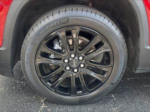 Used 2023 GMC Acadia SLE w/ Driver Convenience Package AWD/4WD image 8