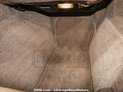 Used 1992 Chevrolet Corvette Convertible image 85