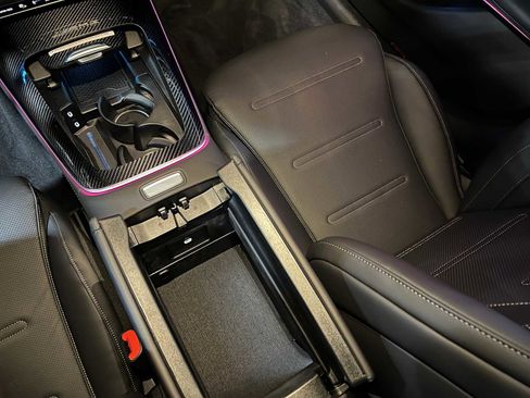 New 2026 Mercedes-Benz E 53 AMG e 4MATIC Sedan image 34