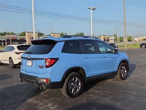 Used 2024 Honda Passport TrailSport image 32