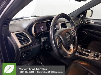 Used 2016 Jeep Grand Cherokee Summit AWD/4WD video 3