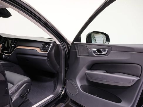 Used 2023 Volvo XC60 B5 Plus w/ Protection Package Premier AWD/4WD image 39
