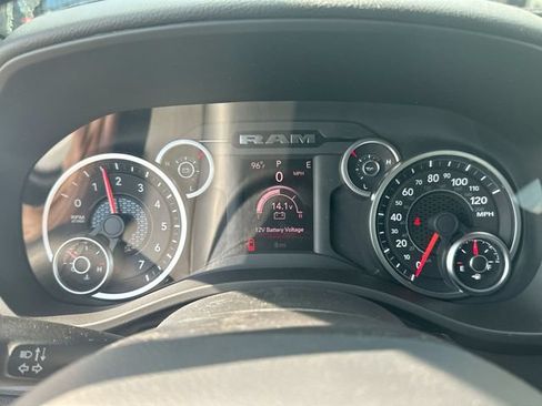 New 2026 RAM 1500 4x4 Quad Cab image 17