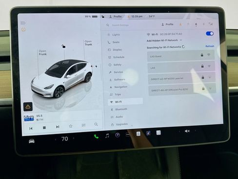Used 2025 Tesla Model Y Long Range AWD/4WD image 49